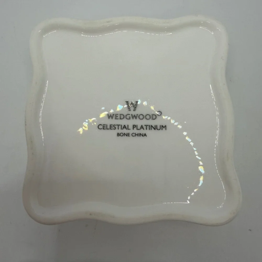 Wedgwood Celestial Platinum Bone China Trinket Ring Bearer Wedding Ring Holder‎
